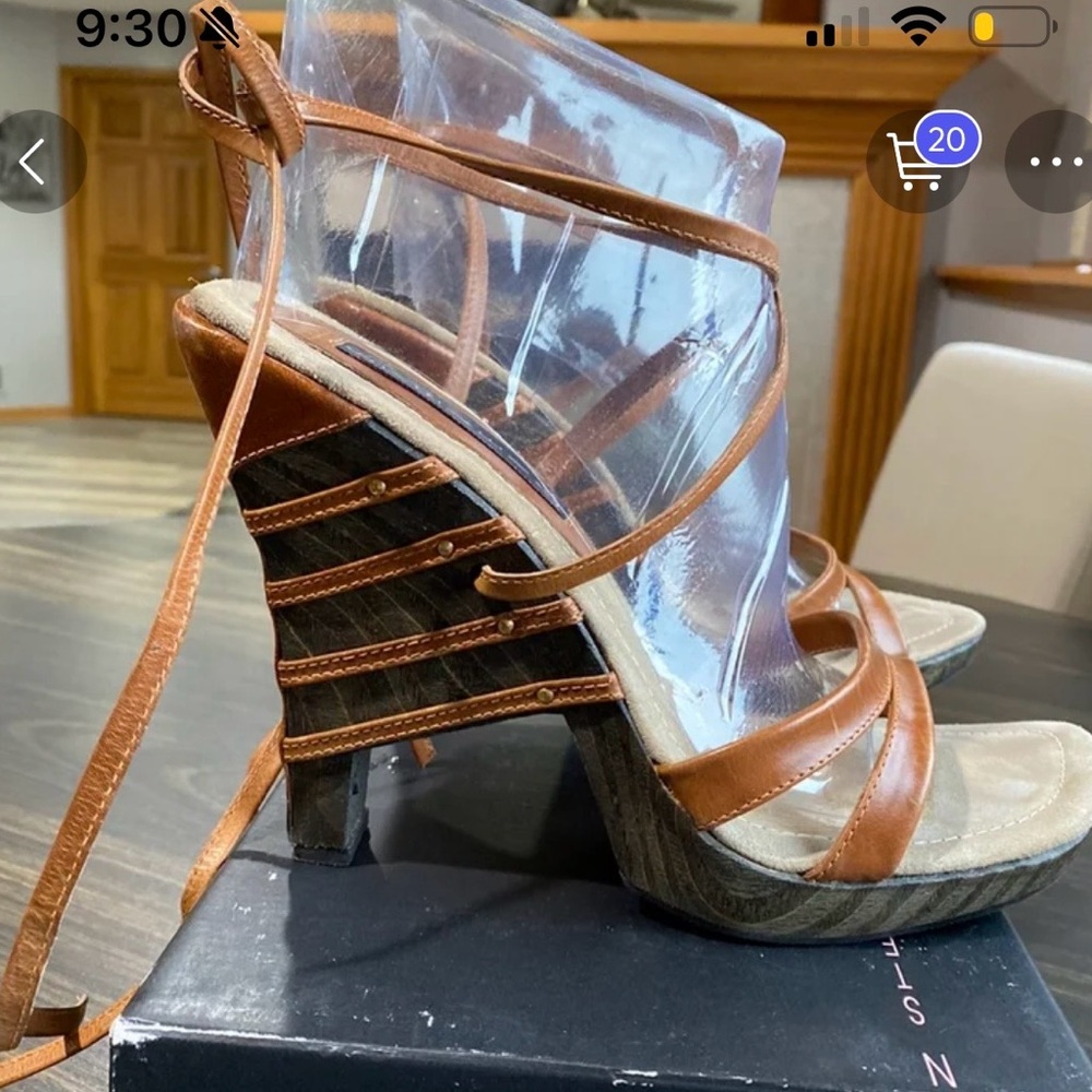 ISOOOO SIZE 7 or 7.5!!!